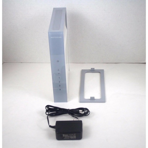 Netgear RangeMax WNR834B 270 Mbps 4-Port 10/100 Wireless N Router WNR834B-100NAS - Picture 1 of 10